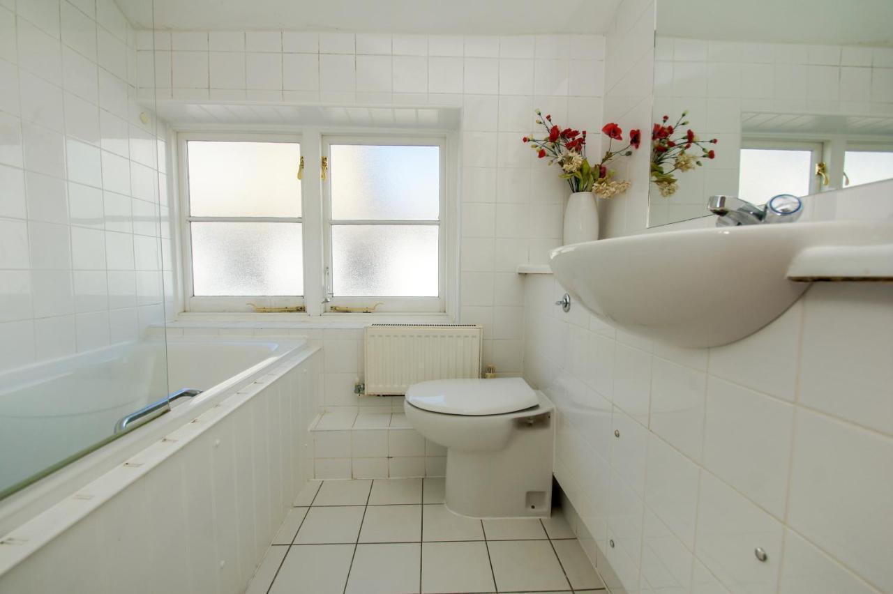Kemp Town House - Parking - By Brighton Holiday Lets 외부 사진